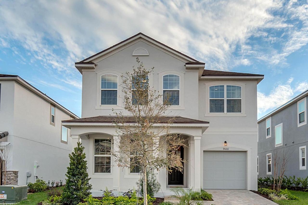 5 Bedrooms - 5,5 Bathrooms - Solara 9026 Pc