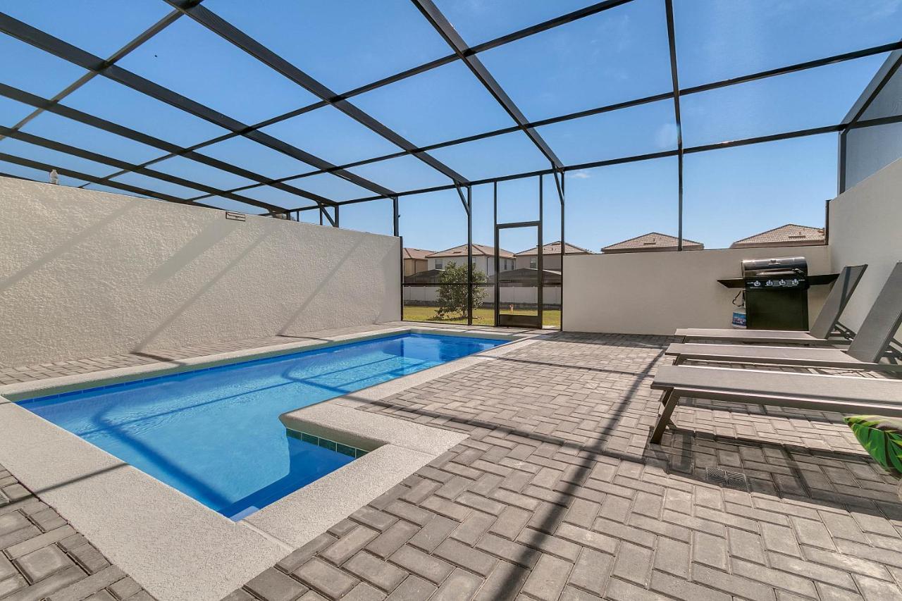 5 Bedrooms - 4,5 Bathrooms - Windsor At Westside 8928 Sa *