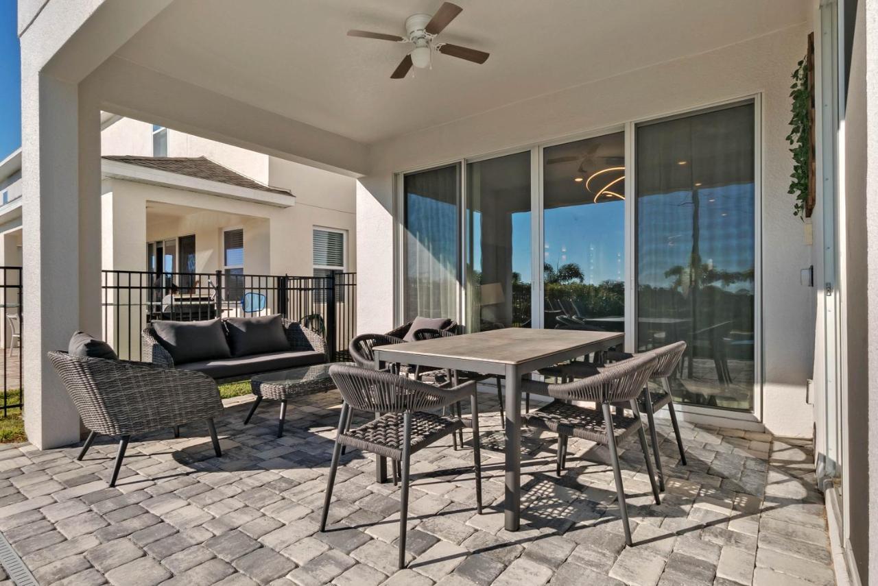 6 Bedrooms - 6 Bathrooms - Encore 7767 Wd