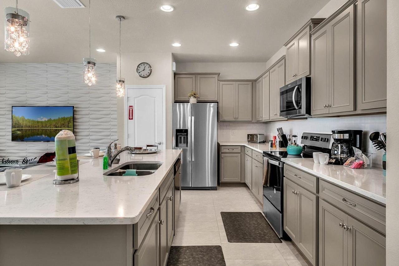 Holiday home 5 Bedrooms - 4,5 Bathrooms - Windsor At Westside 8928 Sa