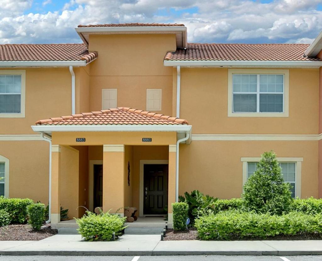 4 Bedrooms - 3 Bathrooms - Paradise Palms 8881 Cp * Orlando