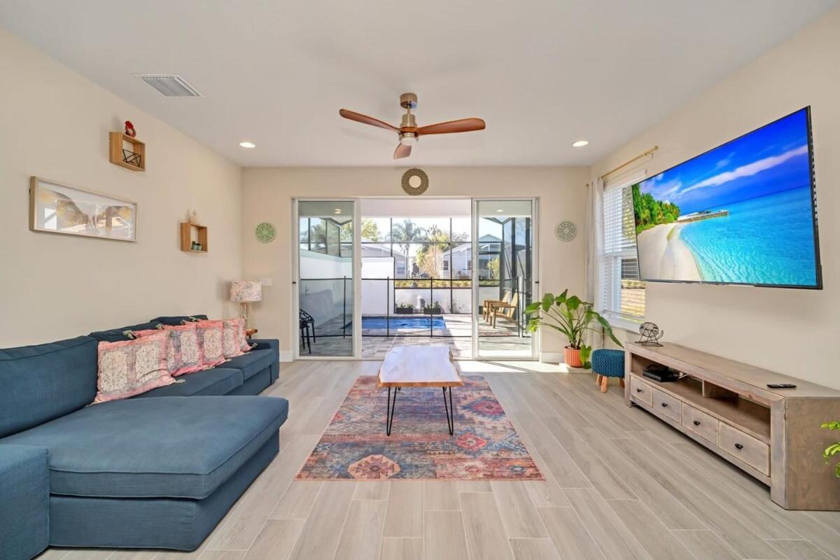 Modern Retreat Orlando