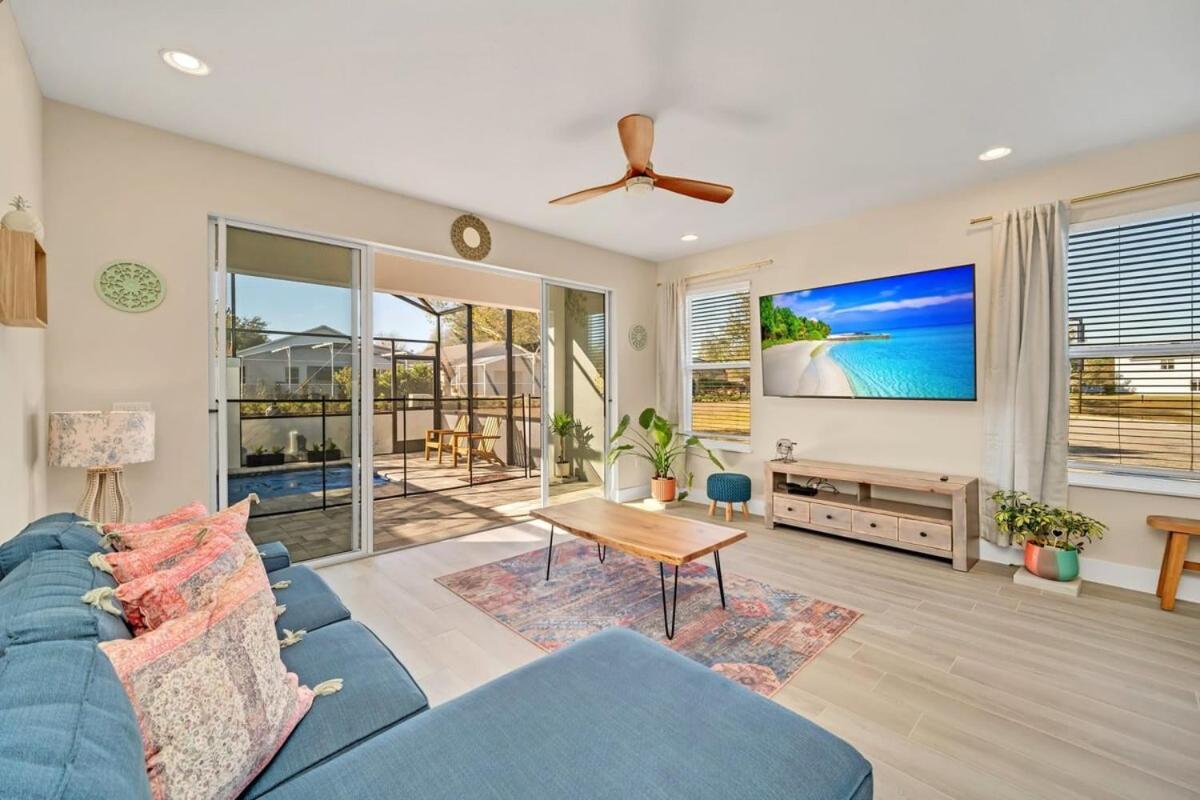 Modern Retreat