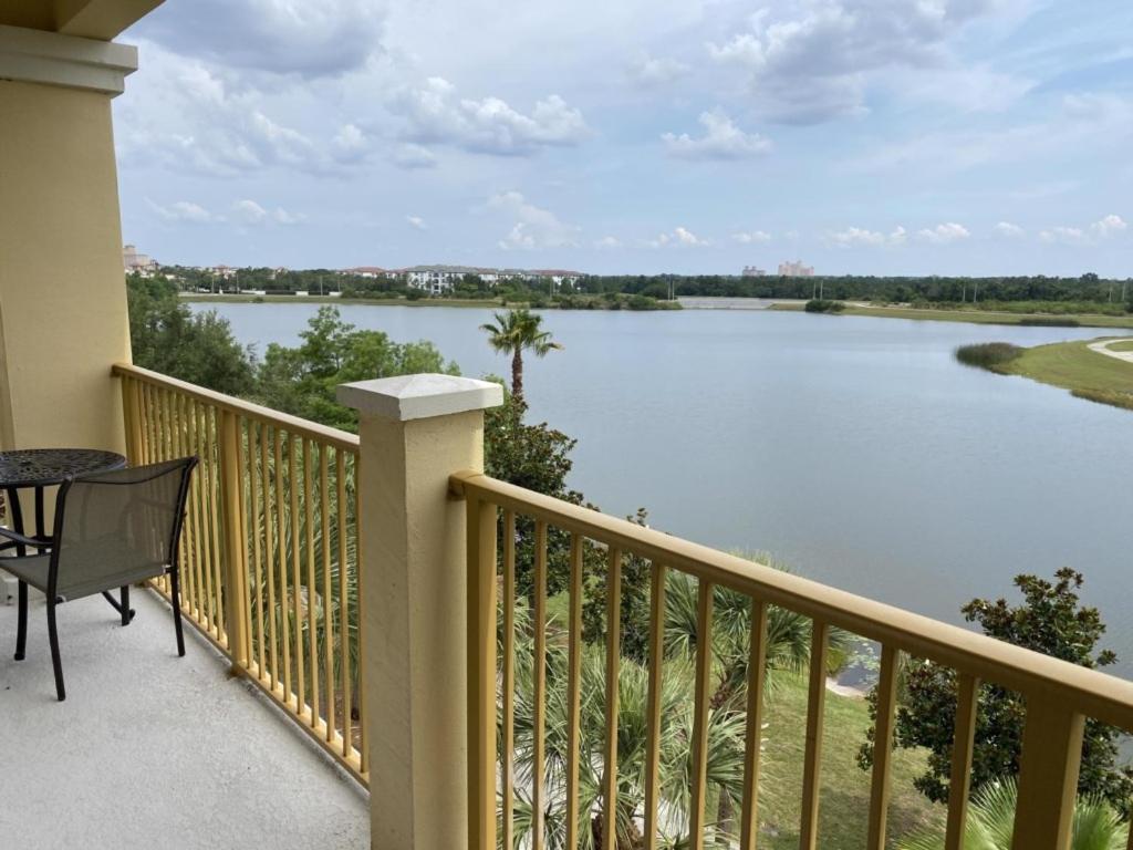 Penthouse View 3 Bed Convention Center *