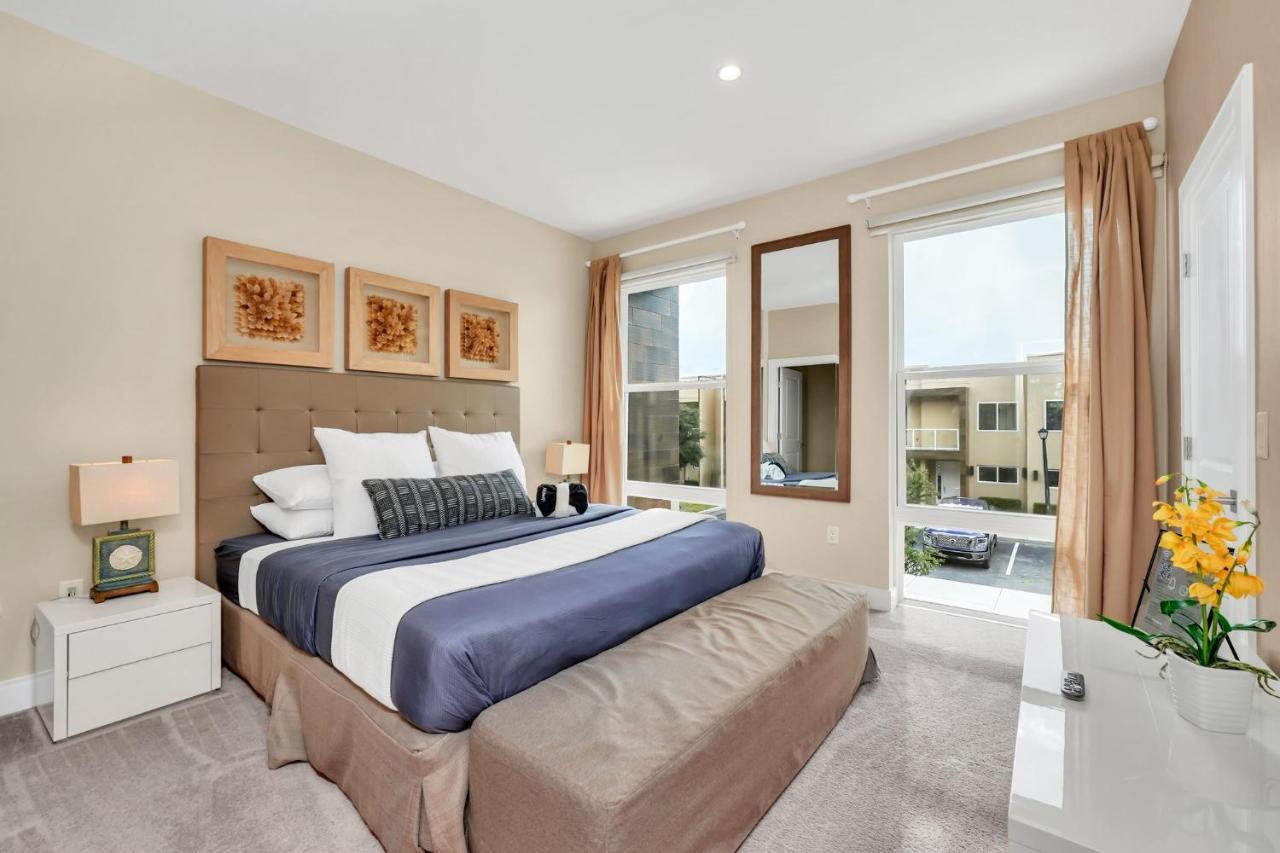 Luxury Less Than A Mile From Disneyworld -bonus Elevator- Villa *