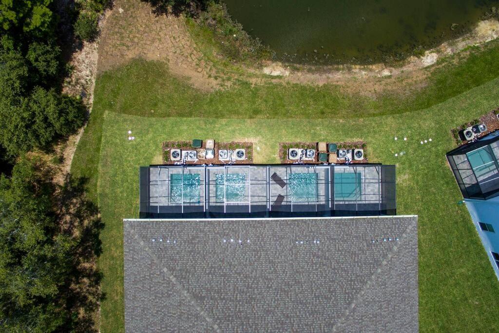 Holiday home Cozy 3bd 3bath @hiddenforest With Pool *