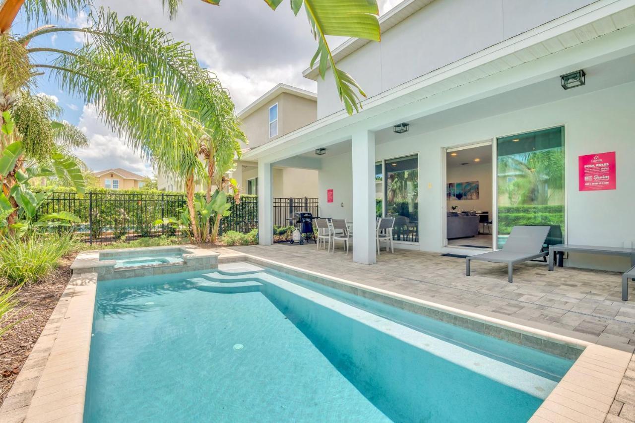 650 Lasso Drive Villa *