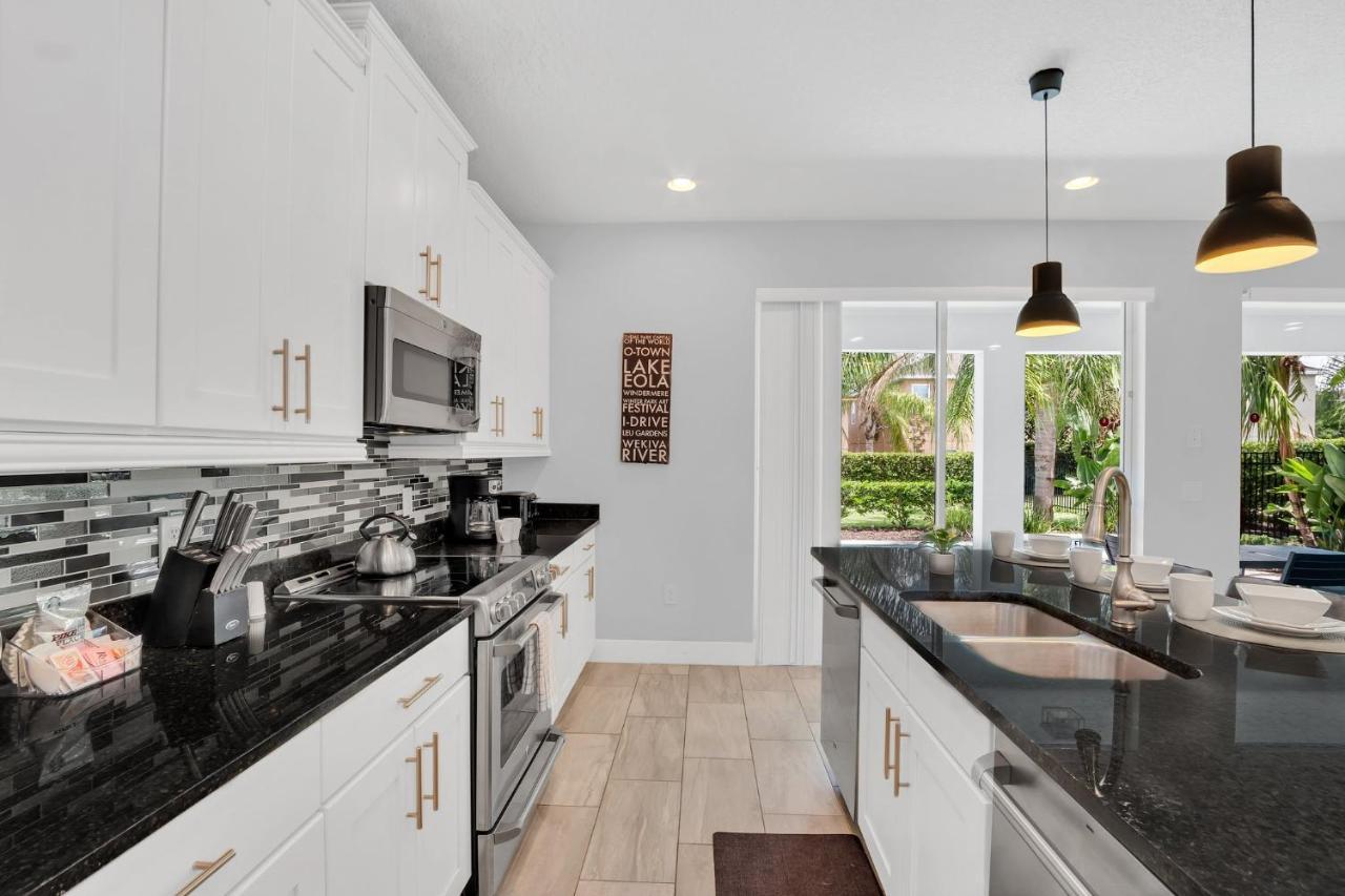 650 Lasso Drive Villa