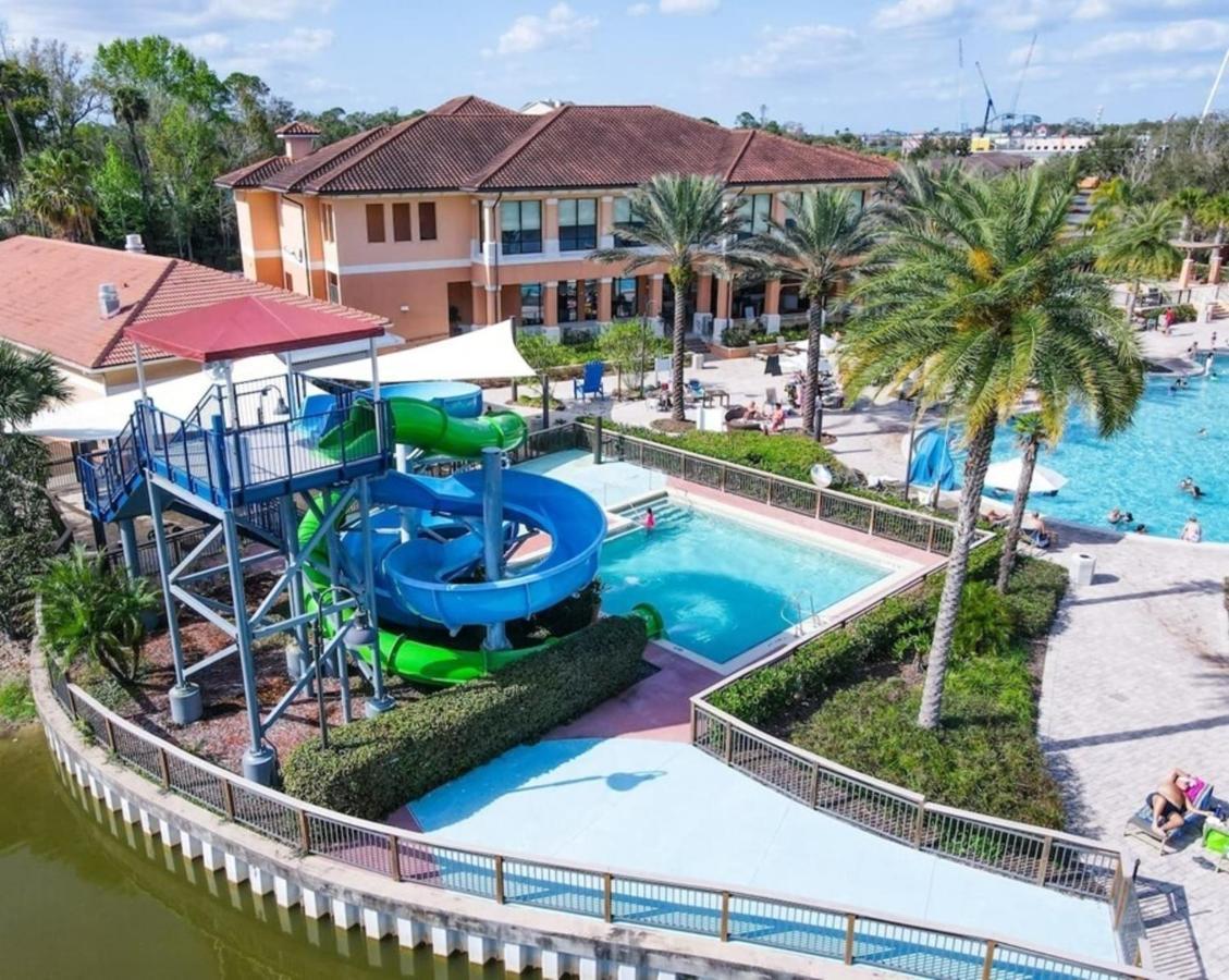 Holiday home Vacation Paradise - Hot Tub - Sleeps 8 Orlando