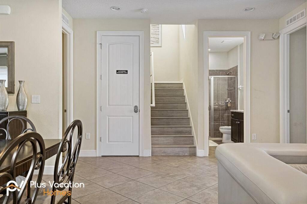 551-luxury 8 Bedrooms Pool& Spa-movie