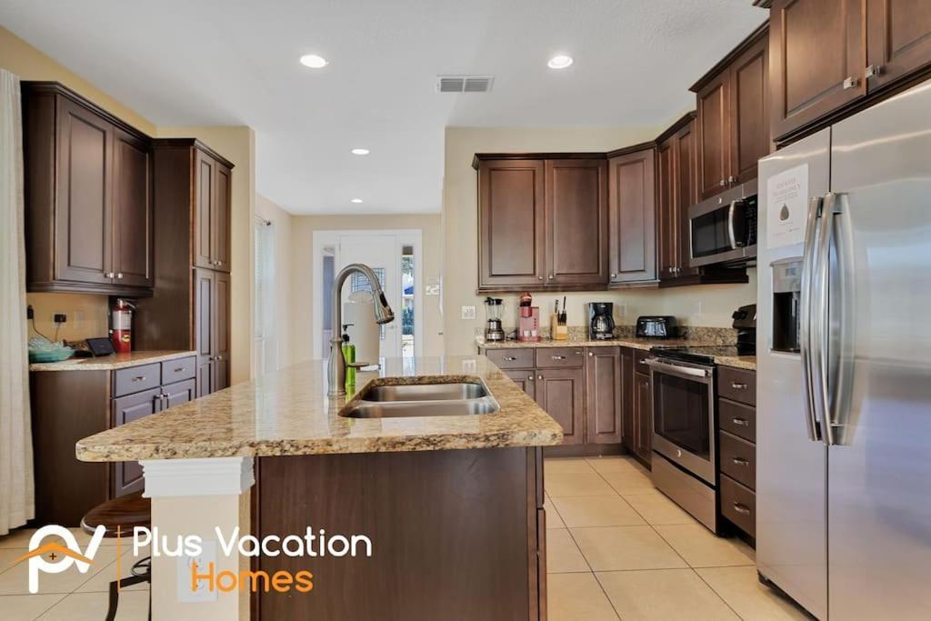 Villa 7617-luxury Wpool & Hot Tub *