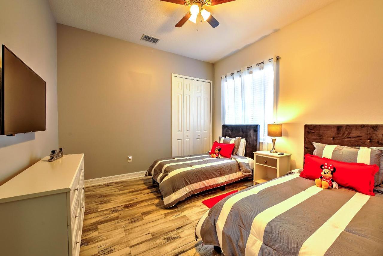 Holiday home Private Pool, Game Room, Near And Universal!!