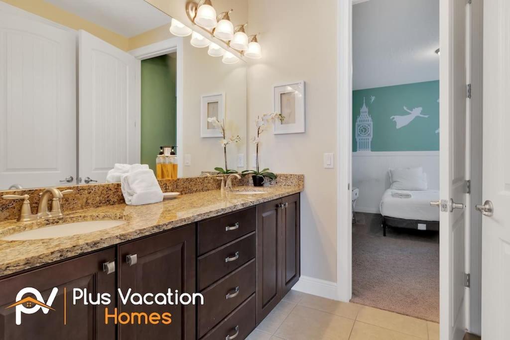 7617-luxury Wpool & Hot Tub Villa *