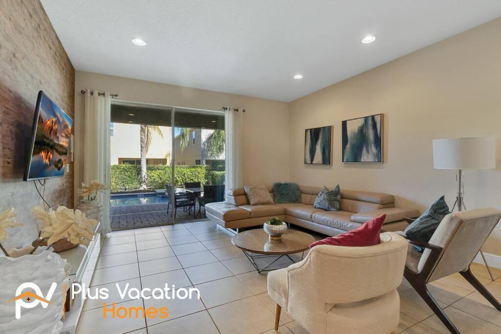 7617-luxury Wpool & Hot Tub Villa *