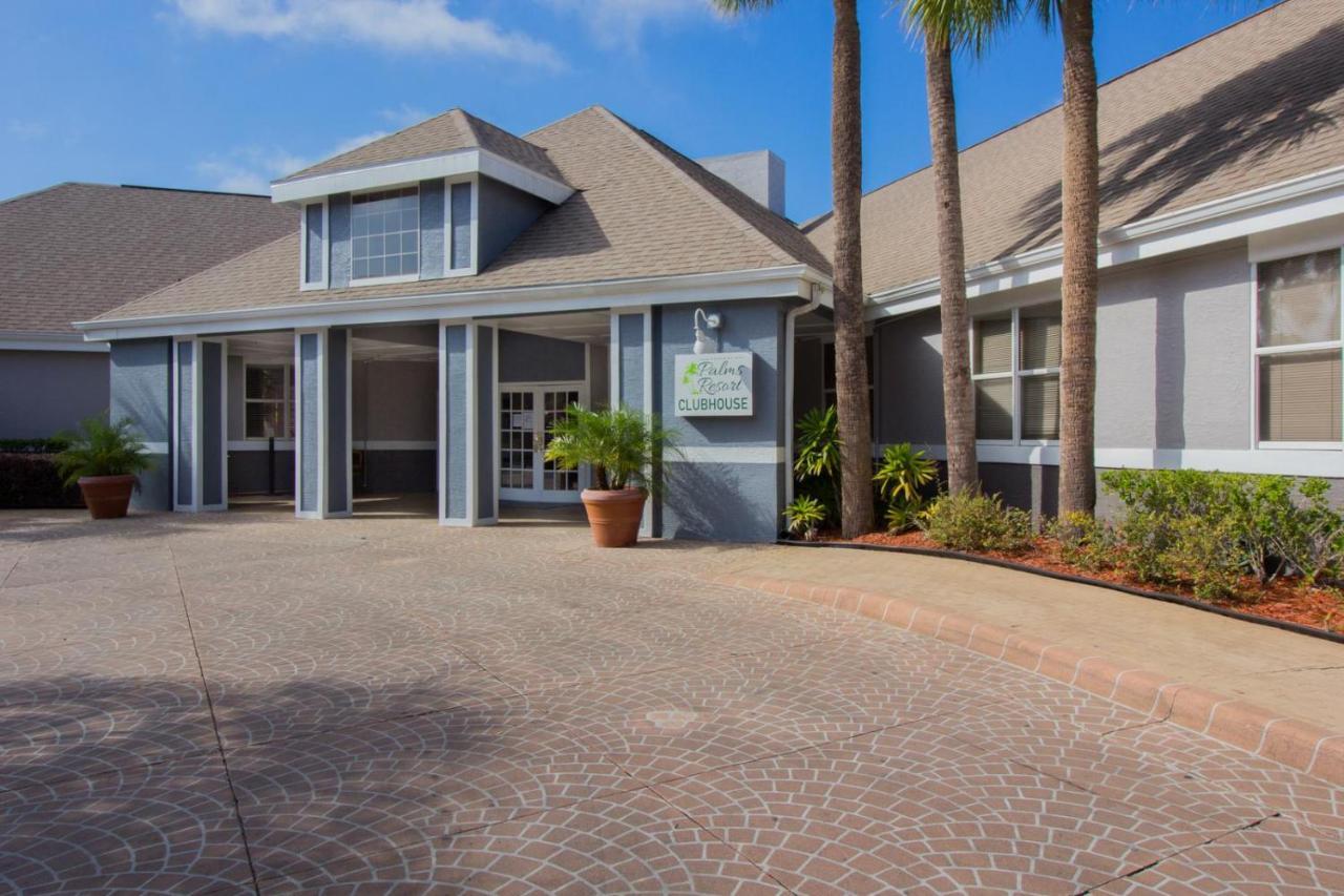 Studio With Double Bed And Community Pool Miles From Disney! Apartment