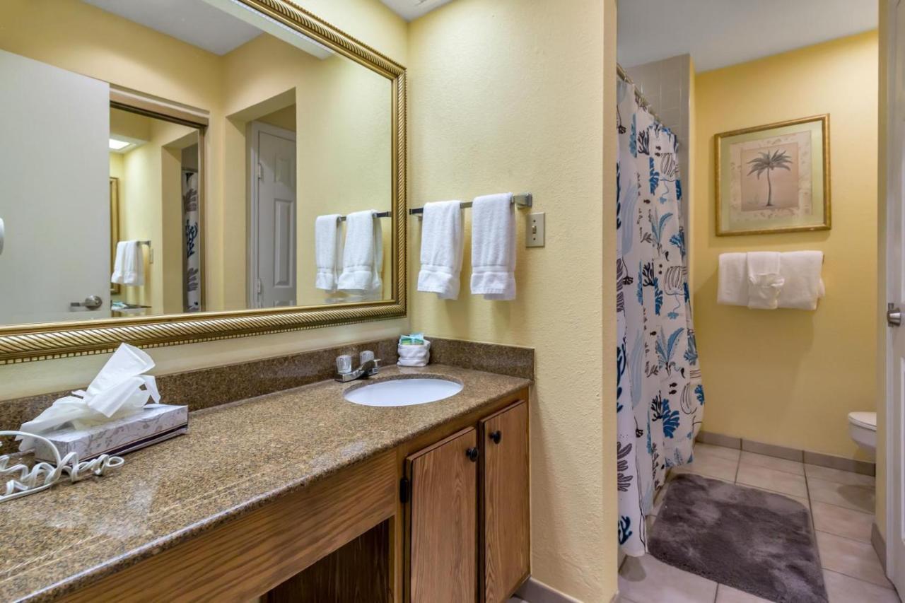 Apartment Studio With Double Bed And Community Pool Miles From Disney! *
