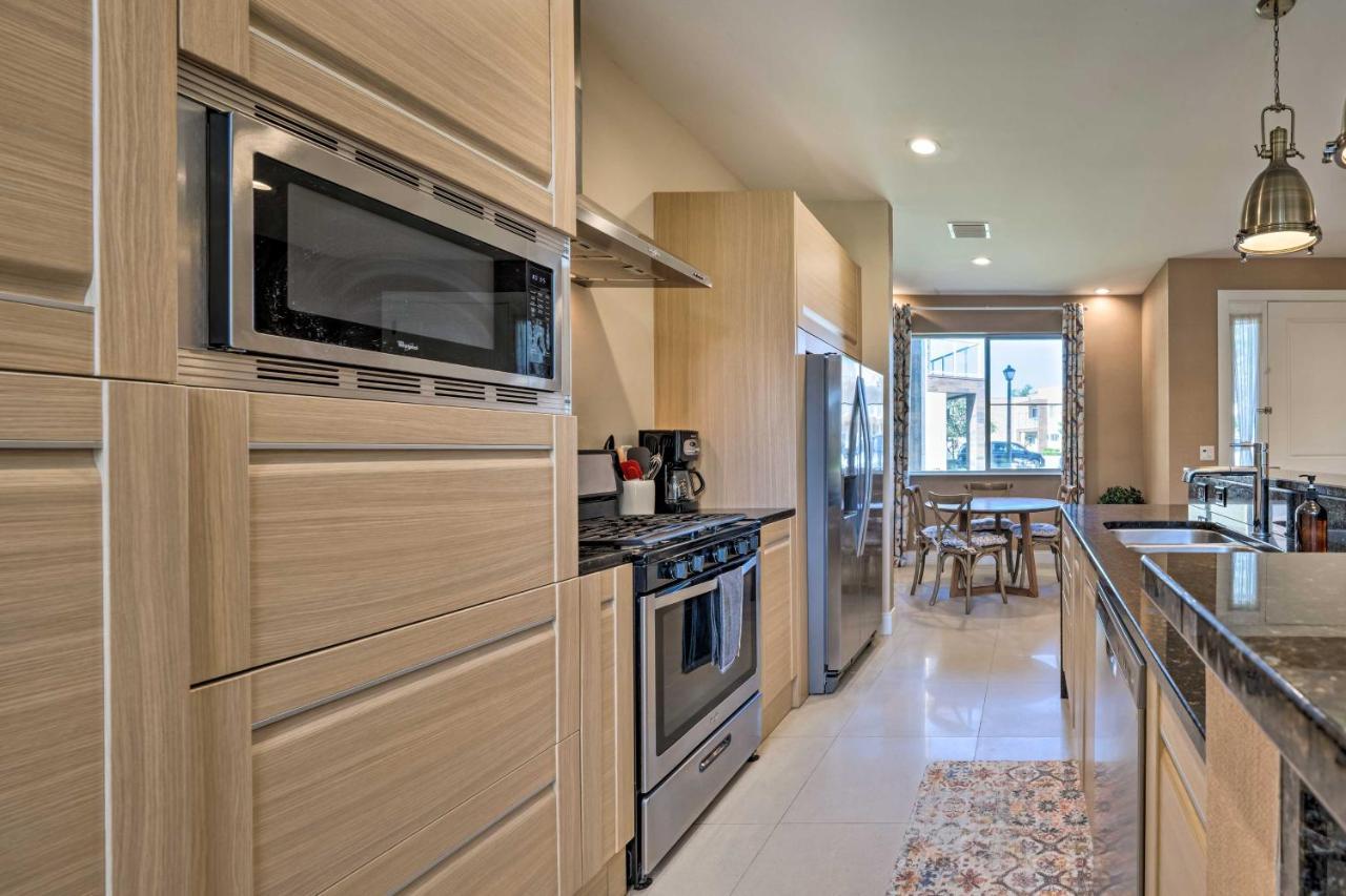 Holiday home Upscale Townhome Close To Walt World! *