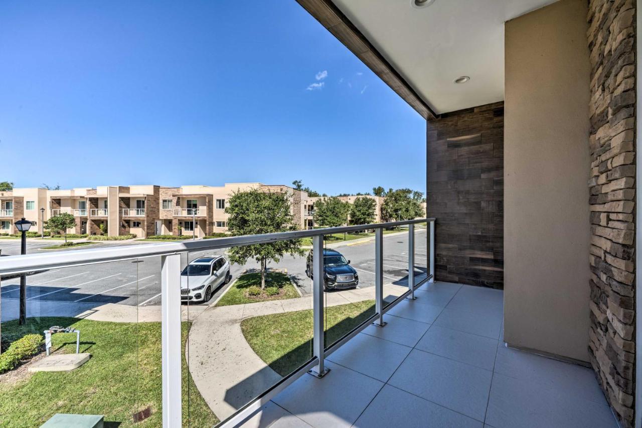 Upscale Townhome Close To Walt World! Holiday home Orlando