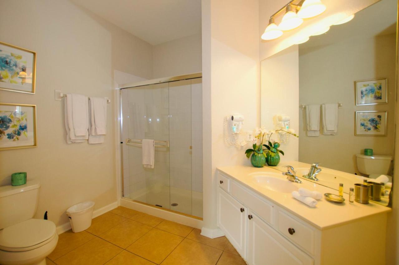 Vista Cay Standard 2 Bedroom *