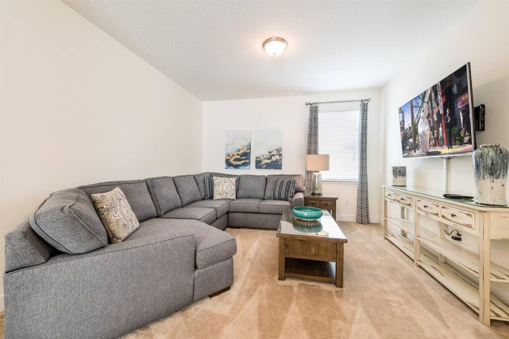350-360 Large Family By * Orlando