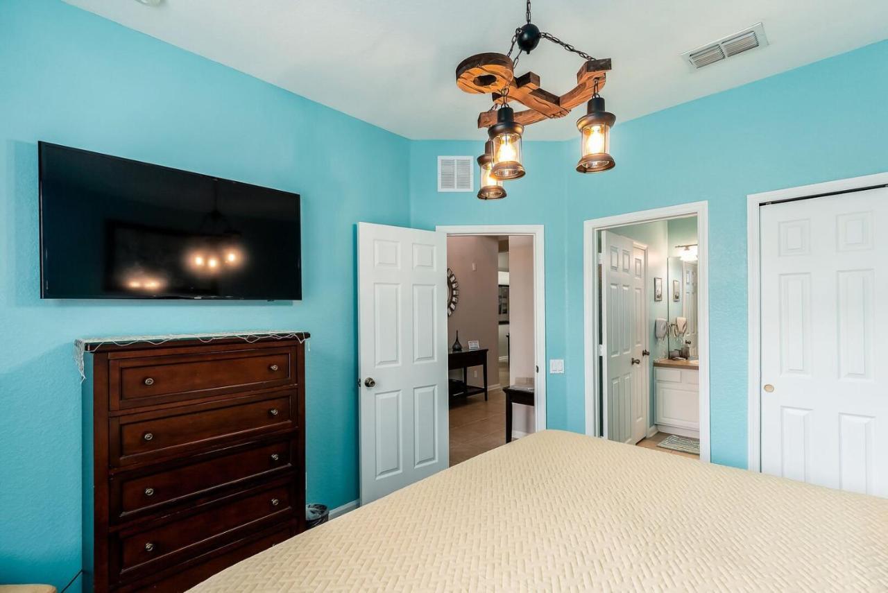 Windsor Galaxy 5 Bed/5 Bath Pool Near Villa