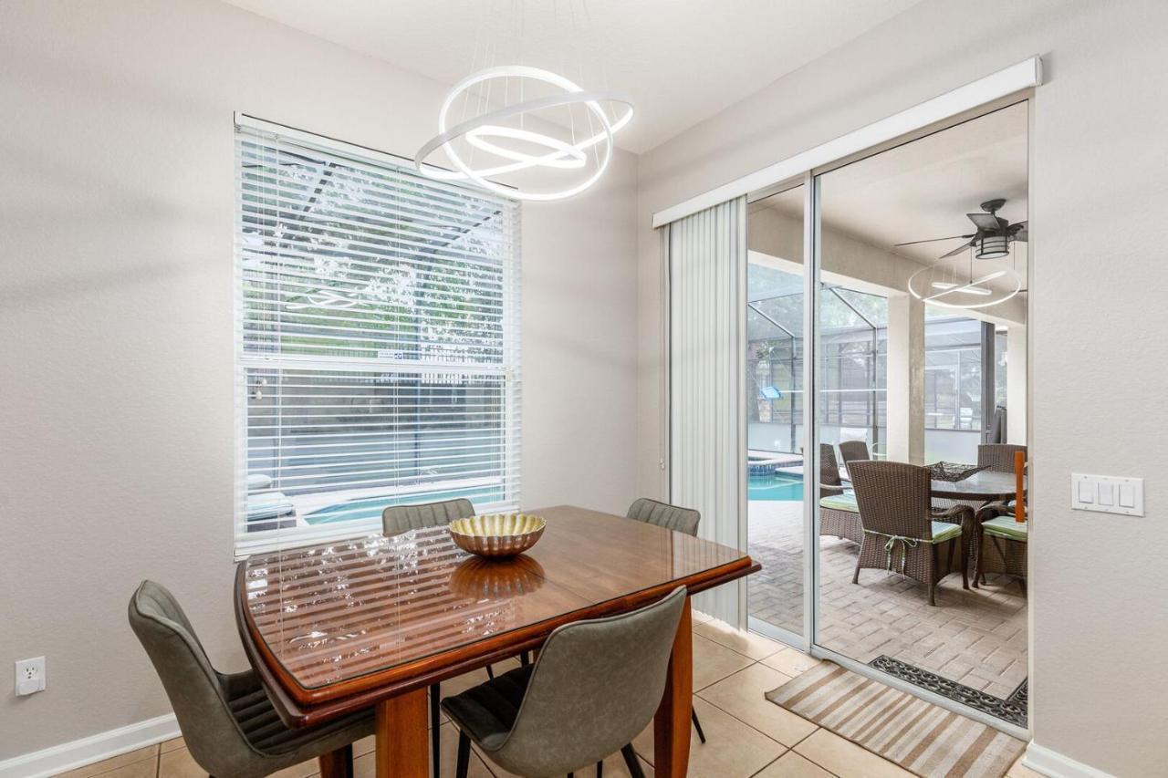 Windsor Galaxy 5 Bed/5 Bath Pool Near Villa *