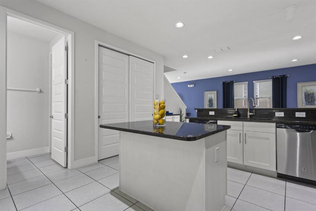 Holiday home 350-360 Large Family By