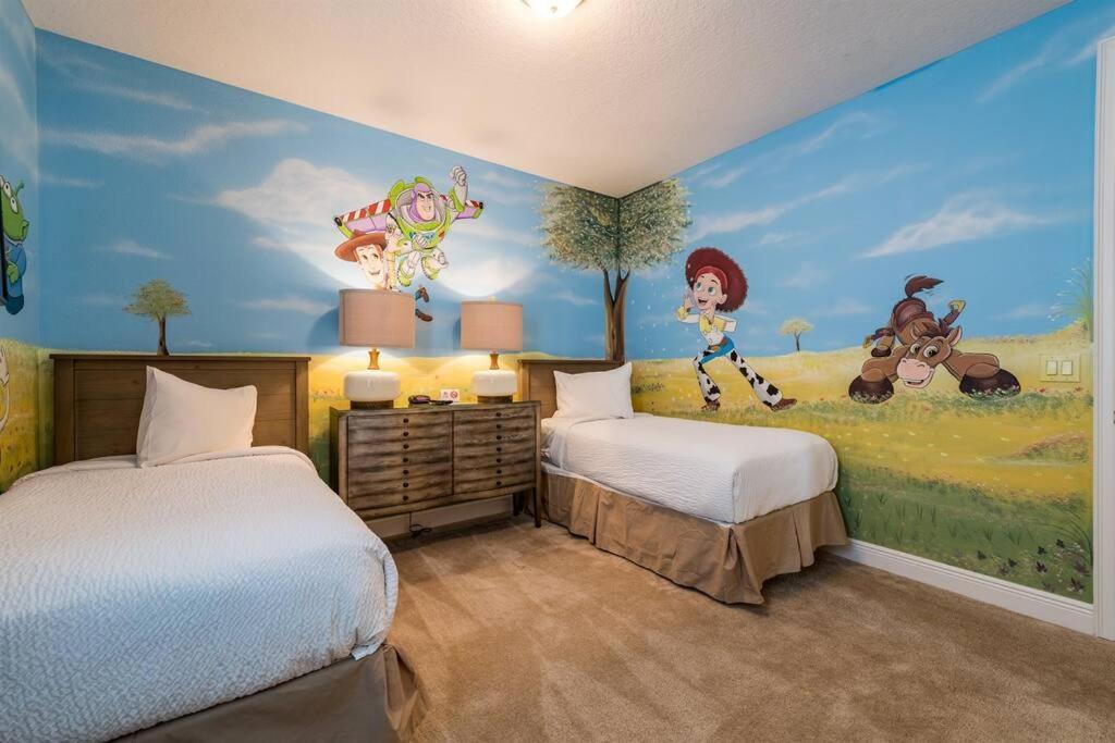 350-360 Large Family By * Orlando