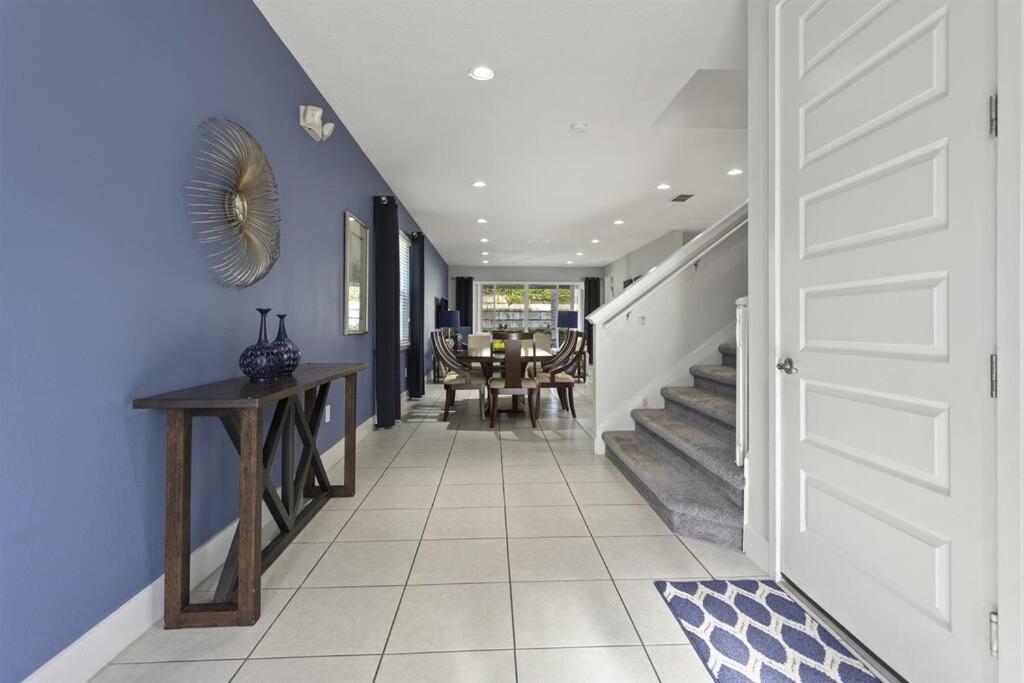 350-360 Large Family By