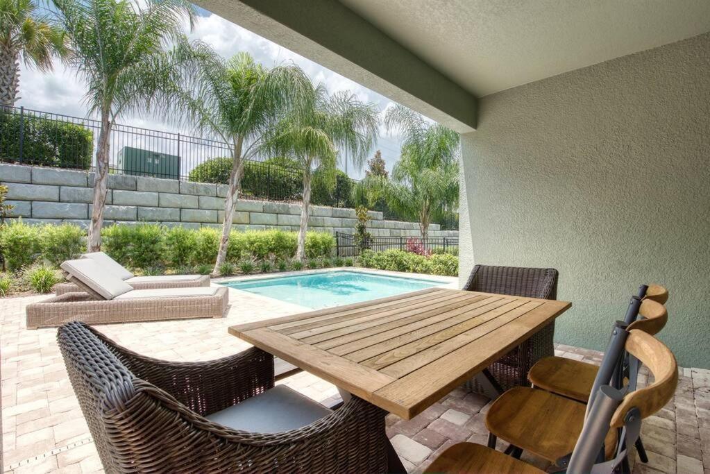 350-360 Large Family By Holiday home *