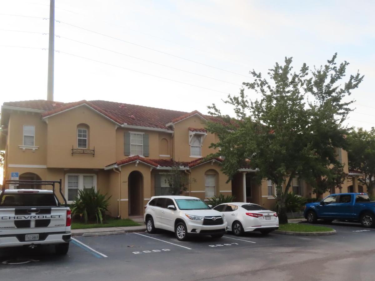 Kissimmee Townhome 3 Miles To Disney! Orlando