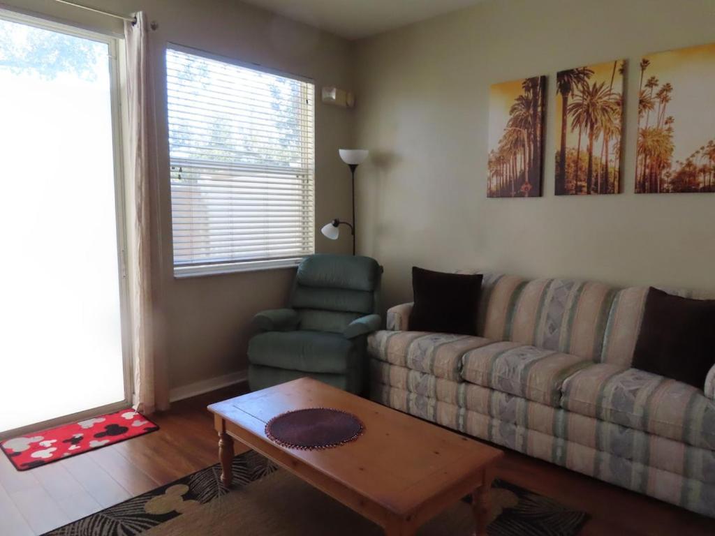 Kissimmee Townhome 3 Miles To Disney! *