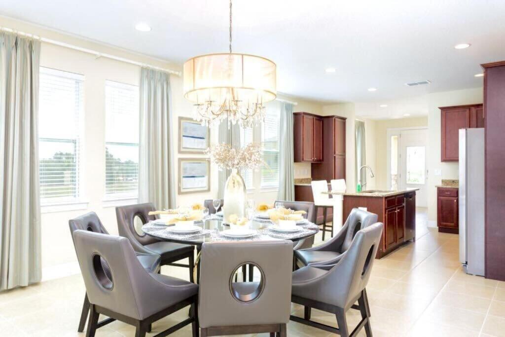 7601 Villa- Private Pool -spa- Game Room- Luxury Themed Holiday home *