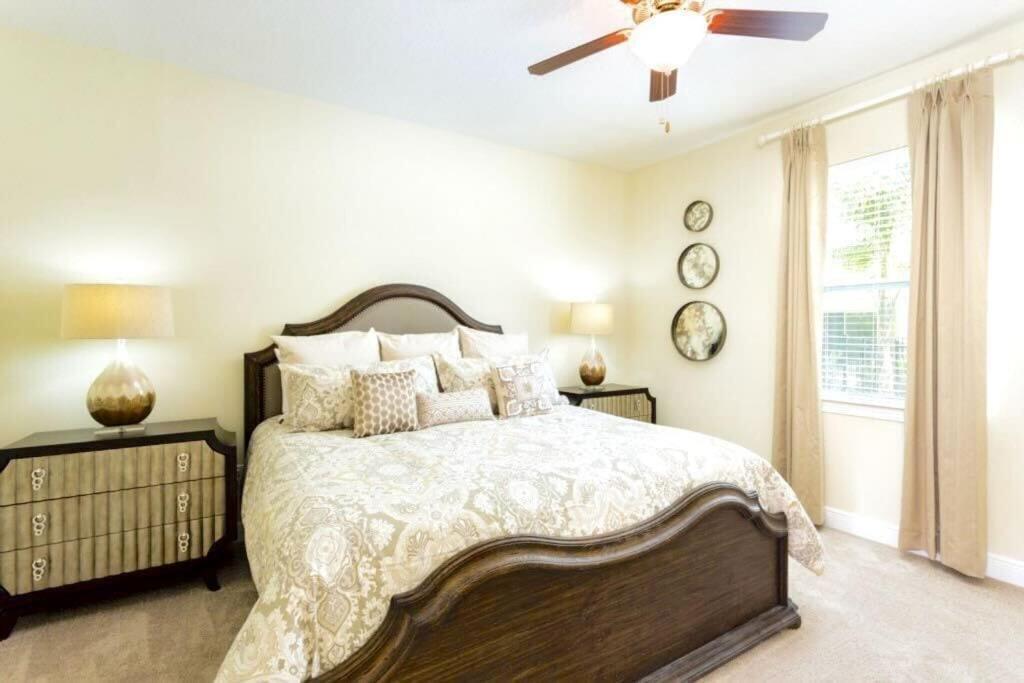 7601 Villa- Private Pool -spa- Game Room- Luxury Themed Holiday home Orlando
