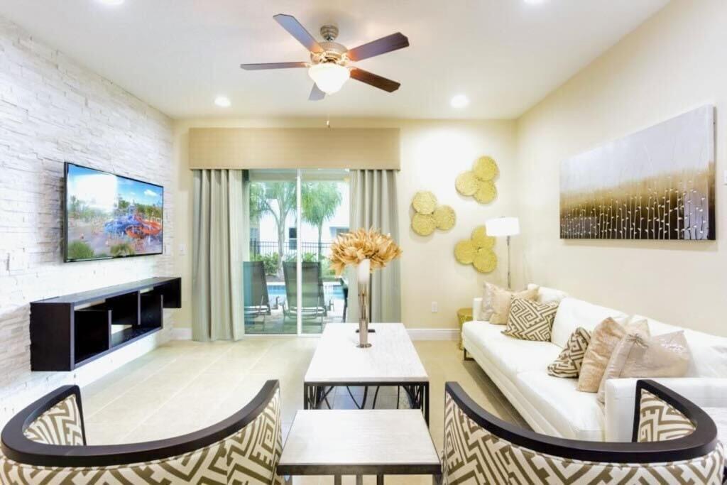 7601 Villa- Private Pool -spa- Game Room- Luxury Themed Holiday home Orlando