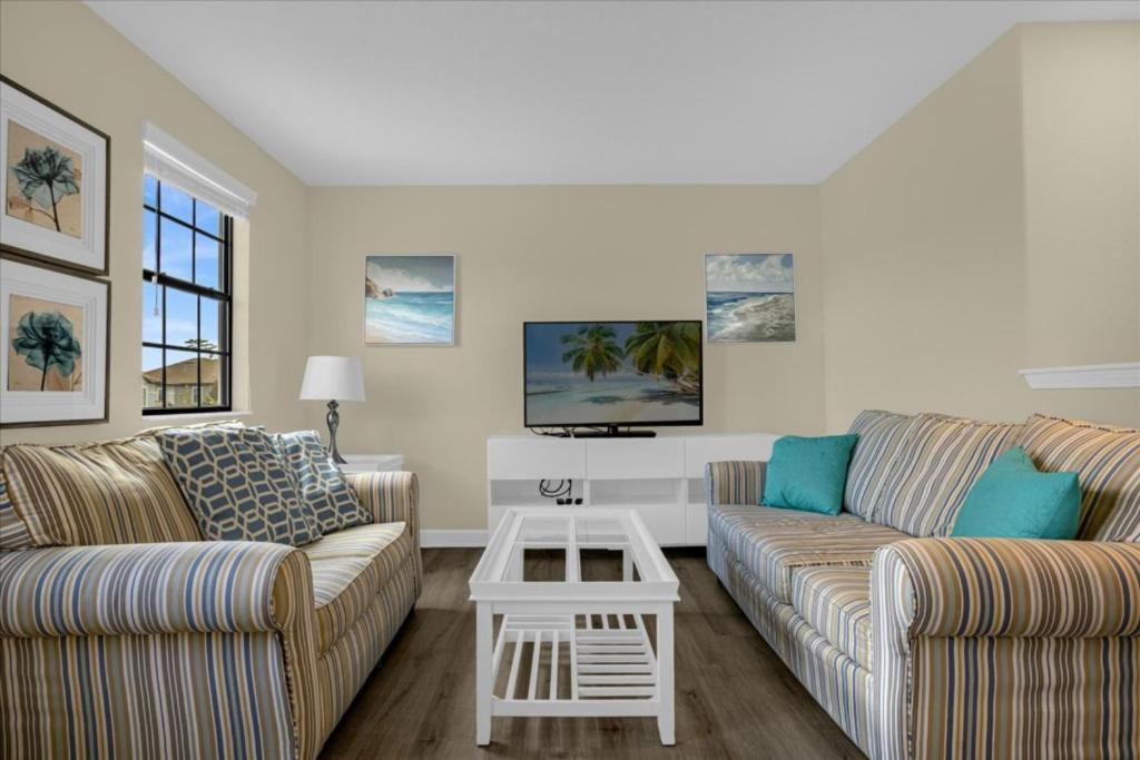 Holiday home 5 Bedrooms- 4,5 Bathrooms- Champions Gate1404 Mv
