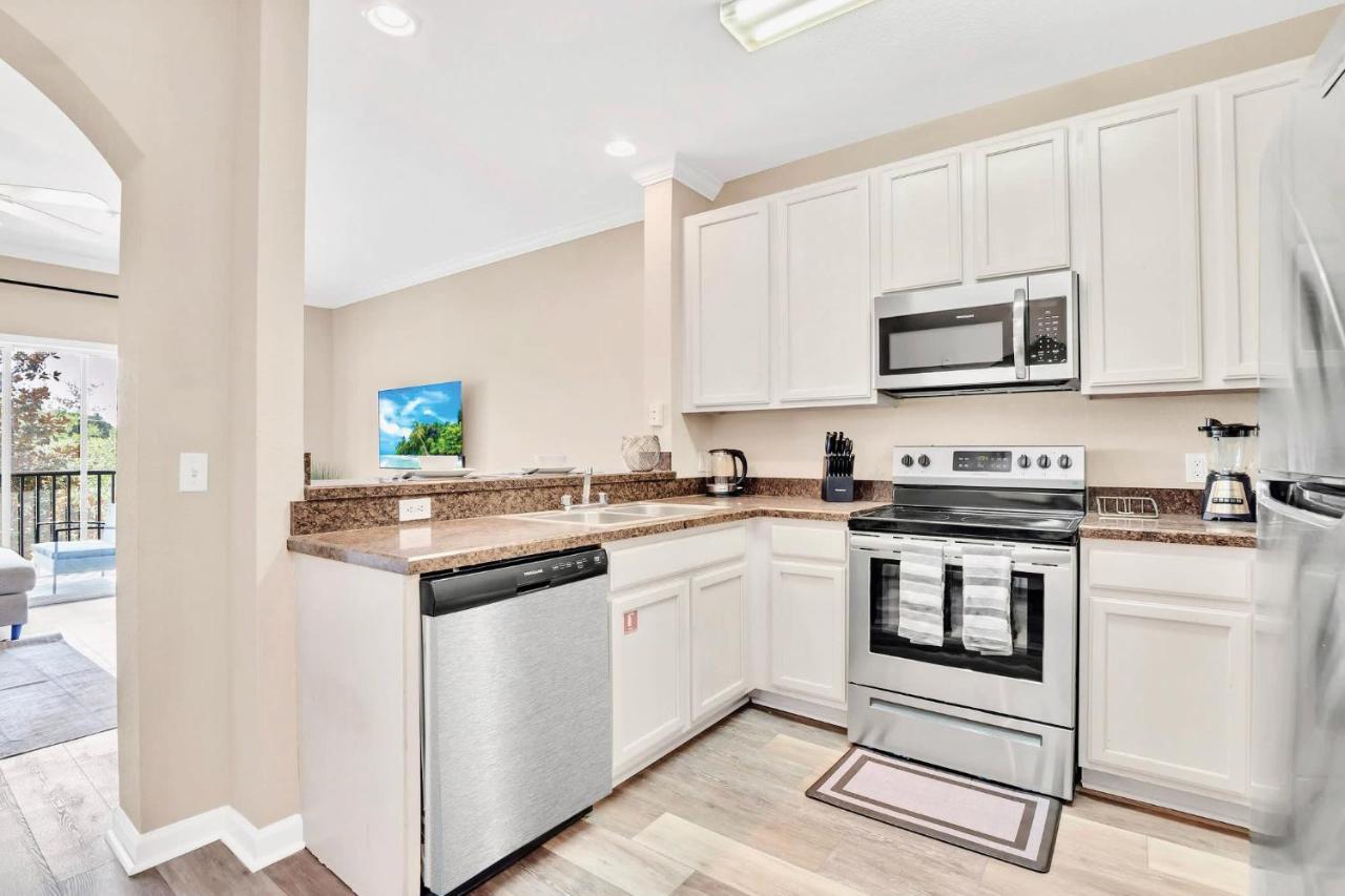 2br - W Hot Tub & Pool - Near Holiday home Orlando