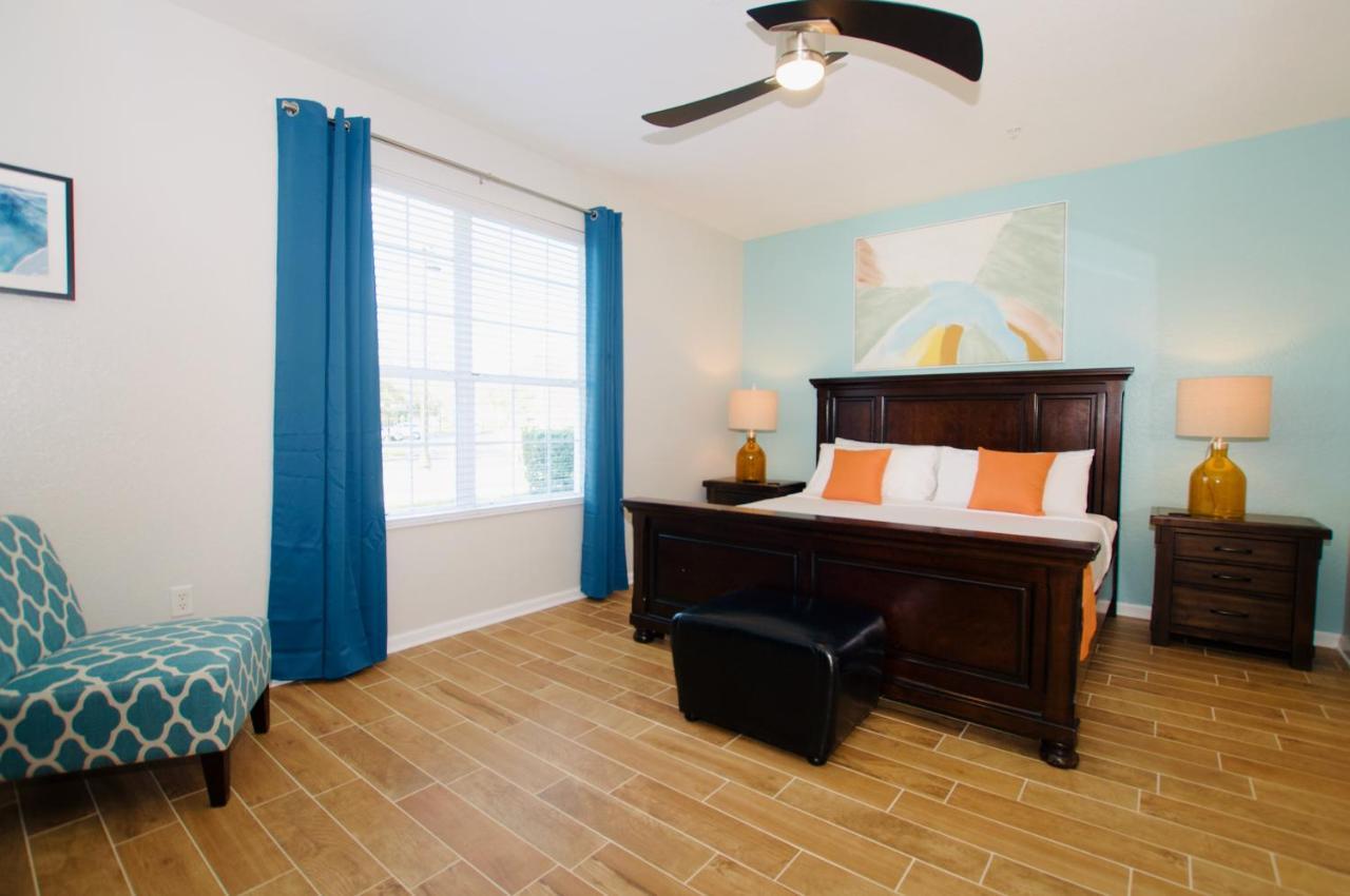 Vista Cay Luxury 4 Bedroom Apartment *