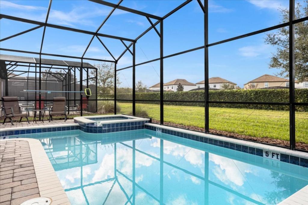 5 Bedrooms- 4,5 Bathrooms- Champions Gate1404 Mv *