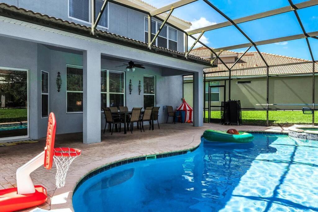 Holiday home Cozy Themed 6 Br/4 Ba, Close To *