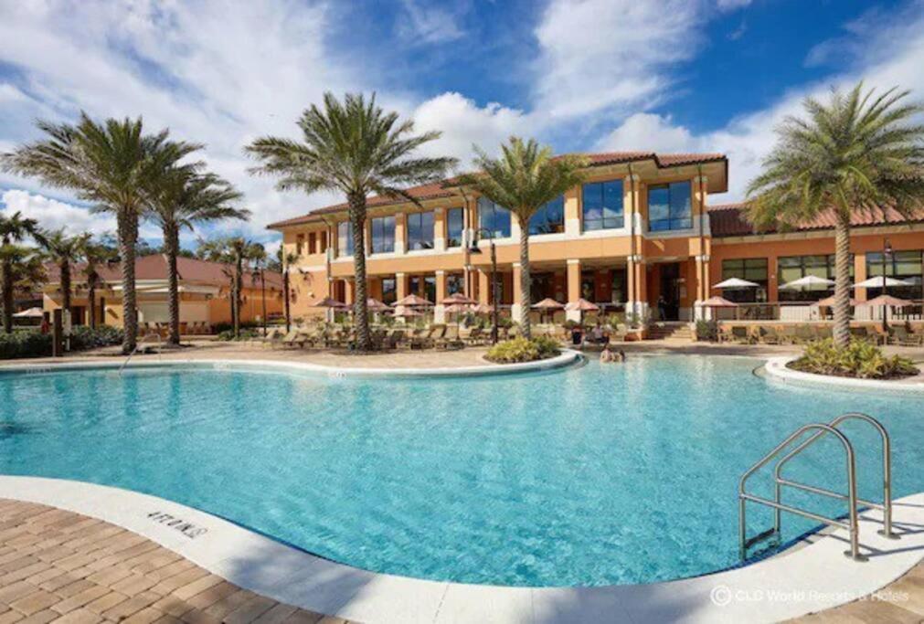 Regal Oaks Mins To Disney Holiday home *