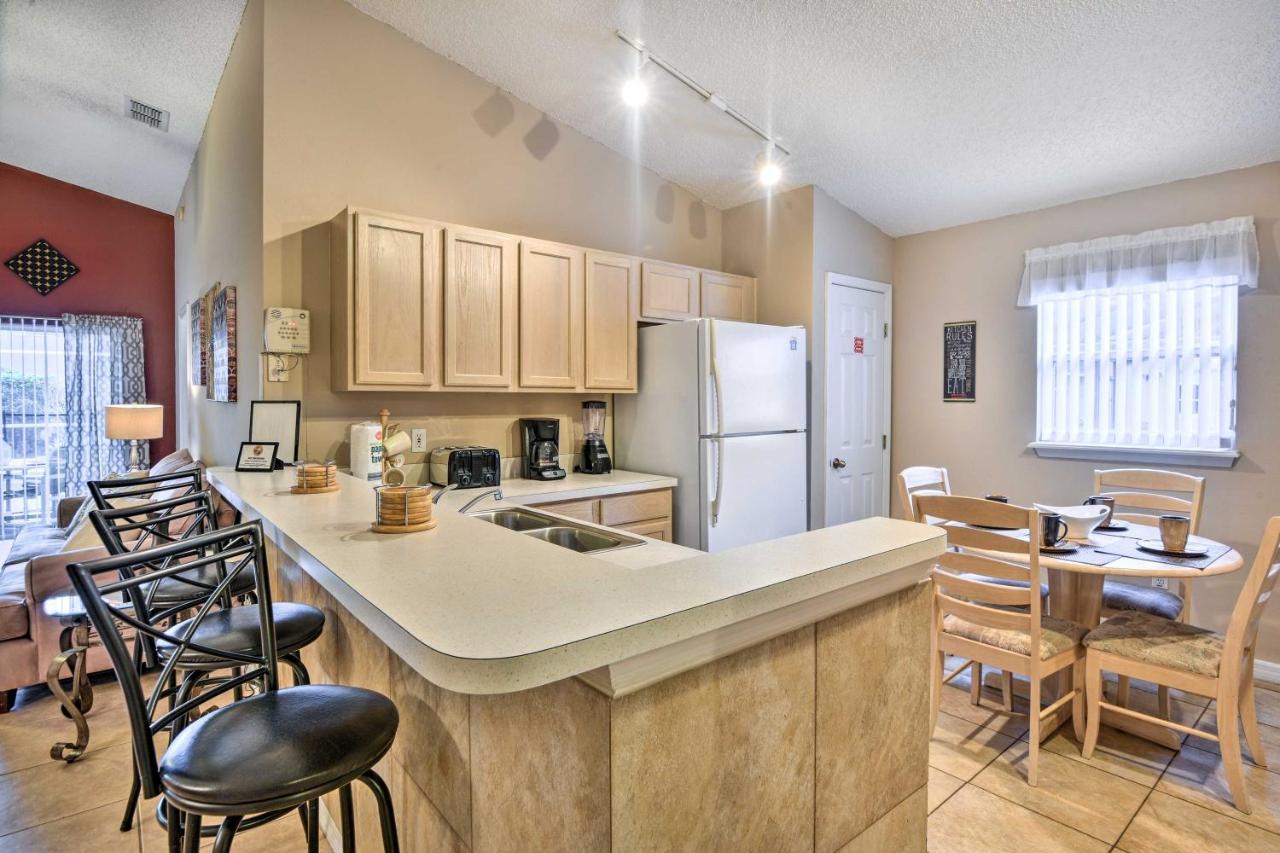 Clermont With Pool And Game Room, 10 Mi To Parks! Holiday home *