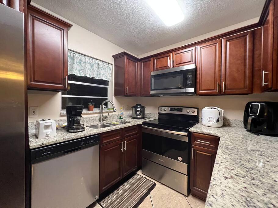 Cozy Family 10 Minutes From Ucf Holiday home *