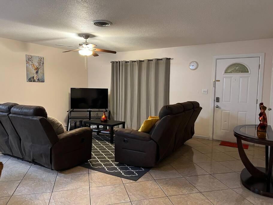 Cozy Family 10 Minutes From Ucf *