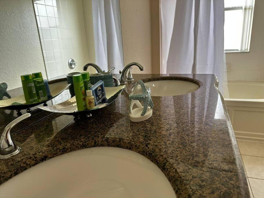 Regal Oaks Mins To Disney Holiday home