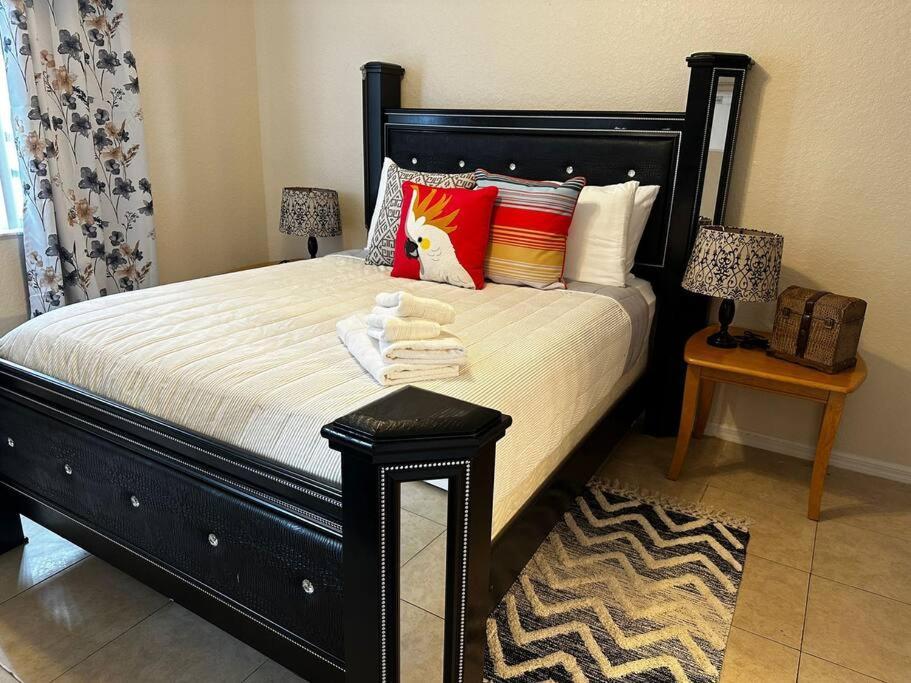 Regal Oaks Mins To Disney Holiday home Orlando