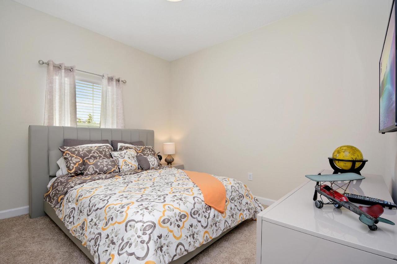 Holiday home Storey Amenities Include And Private Pool Orlando