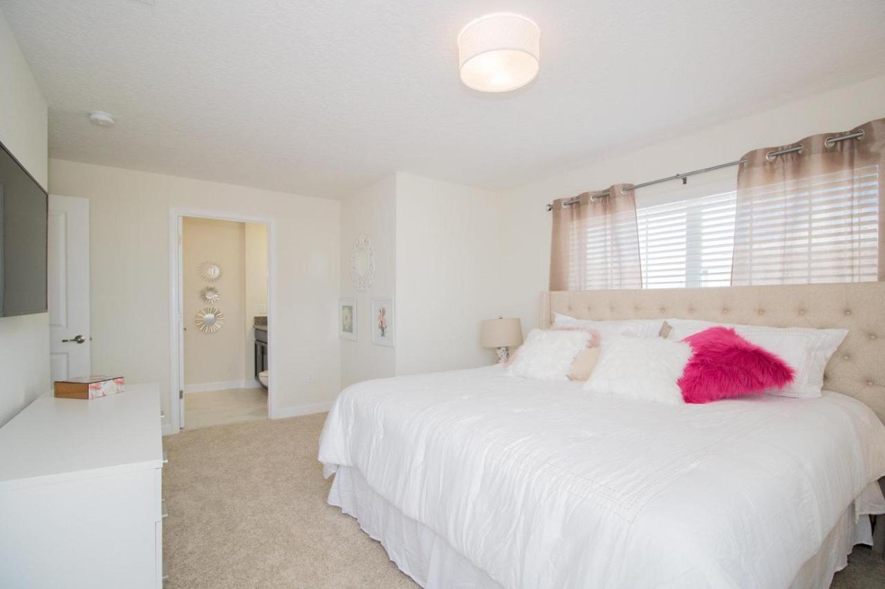Storey Amenities Include And Private Pool Holiday home *