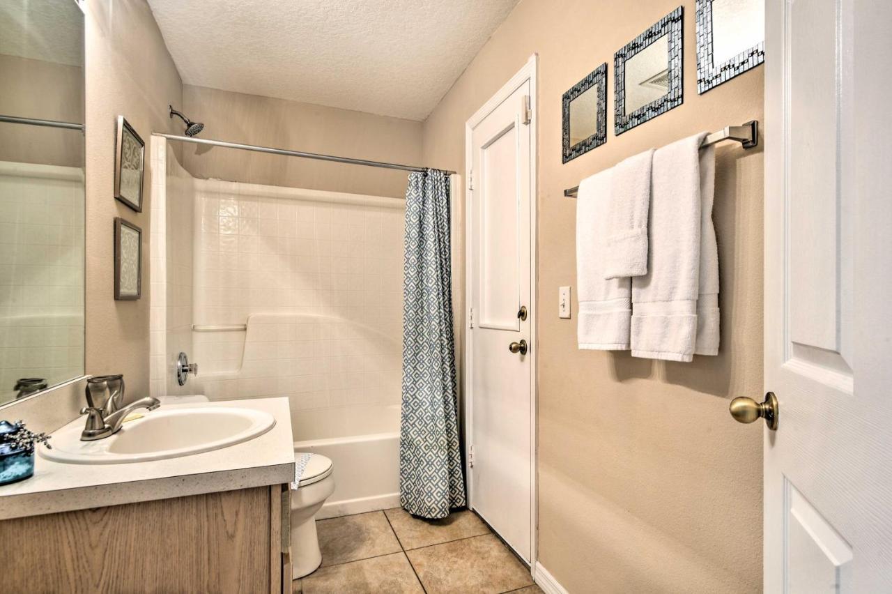 Clermont With Pool And Game Room, 10 Mi To Parks! Holiday home *