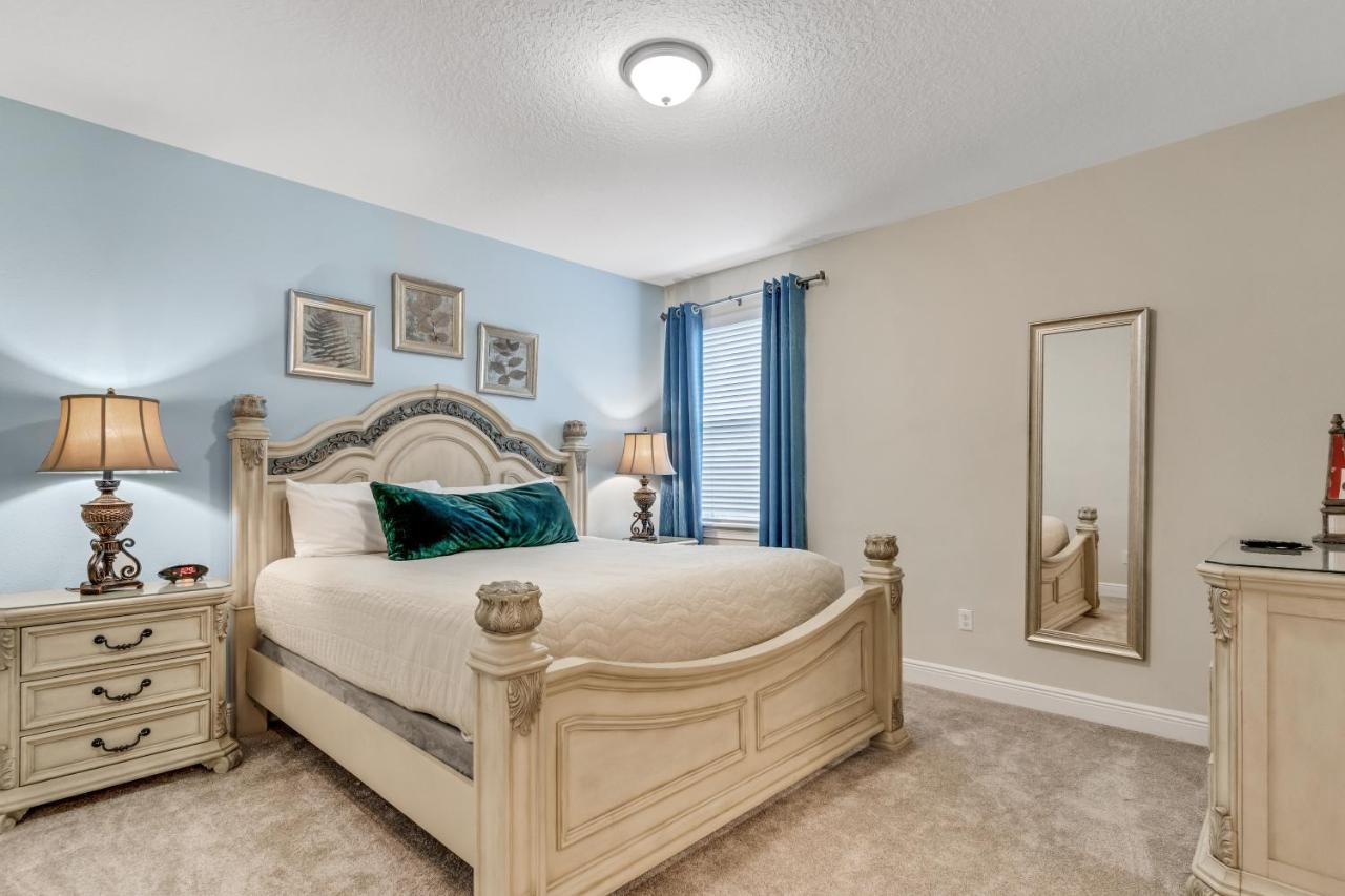Huge 10 Bdr Family House With Arcades And Free Pool Heat Near Holiday home *